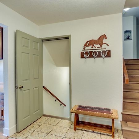 Pet-Friendly Escape With Game Room And Fire Pit! North Fork Zewnętrze zdjęcie