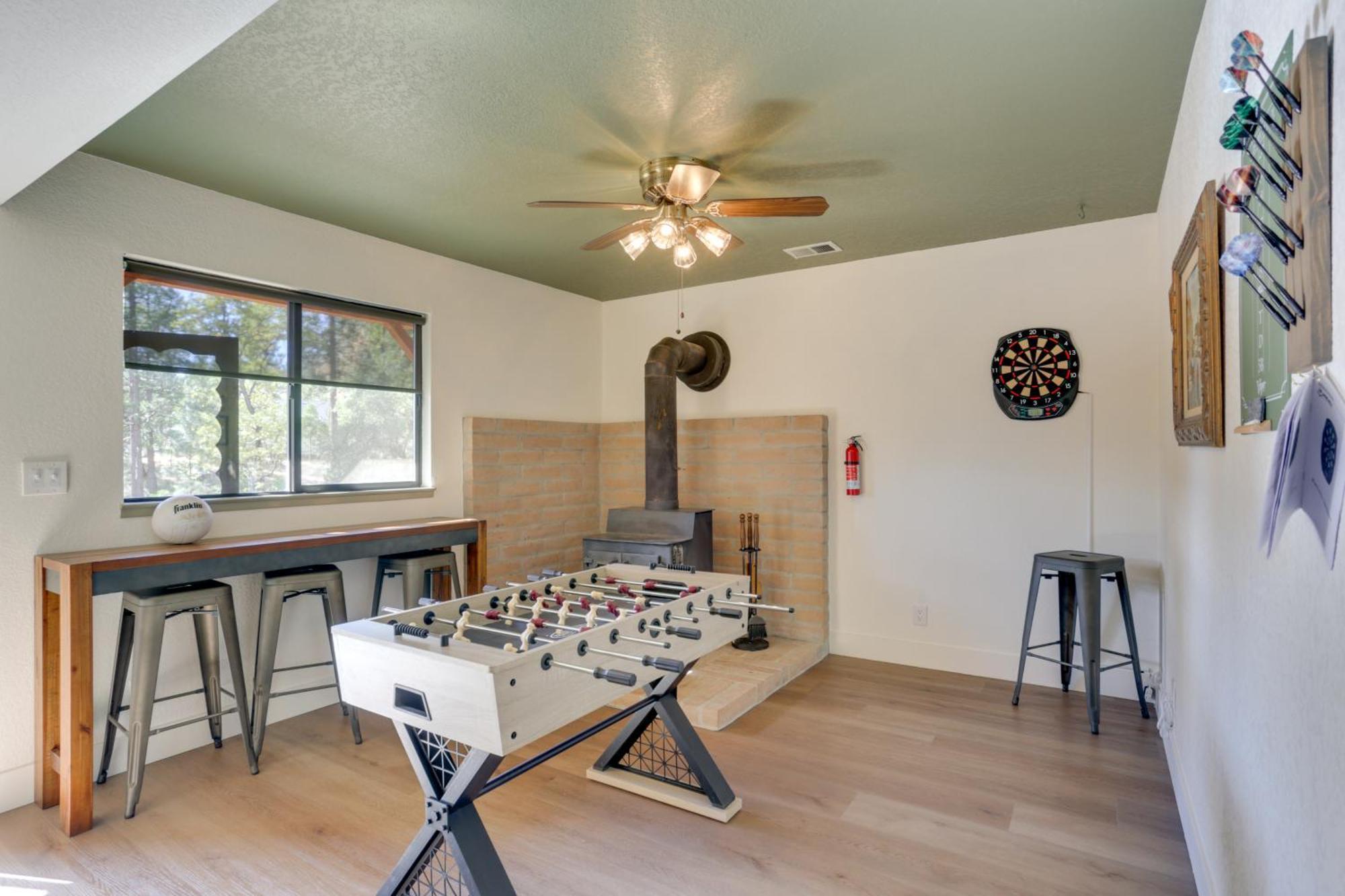 Pet-Friendly Escape With Game Room And Fire Pit! North Fork Zewnętrze zdjęcie