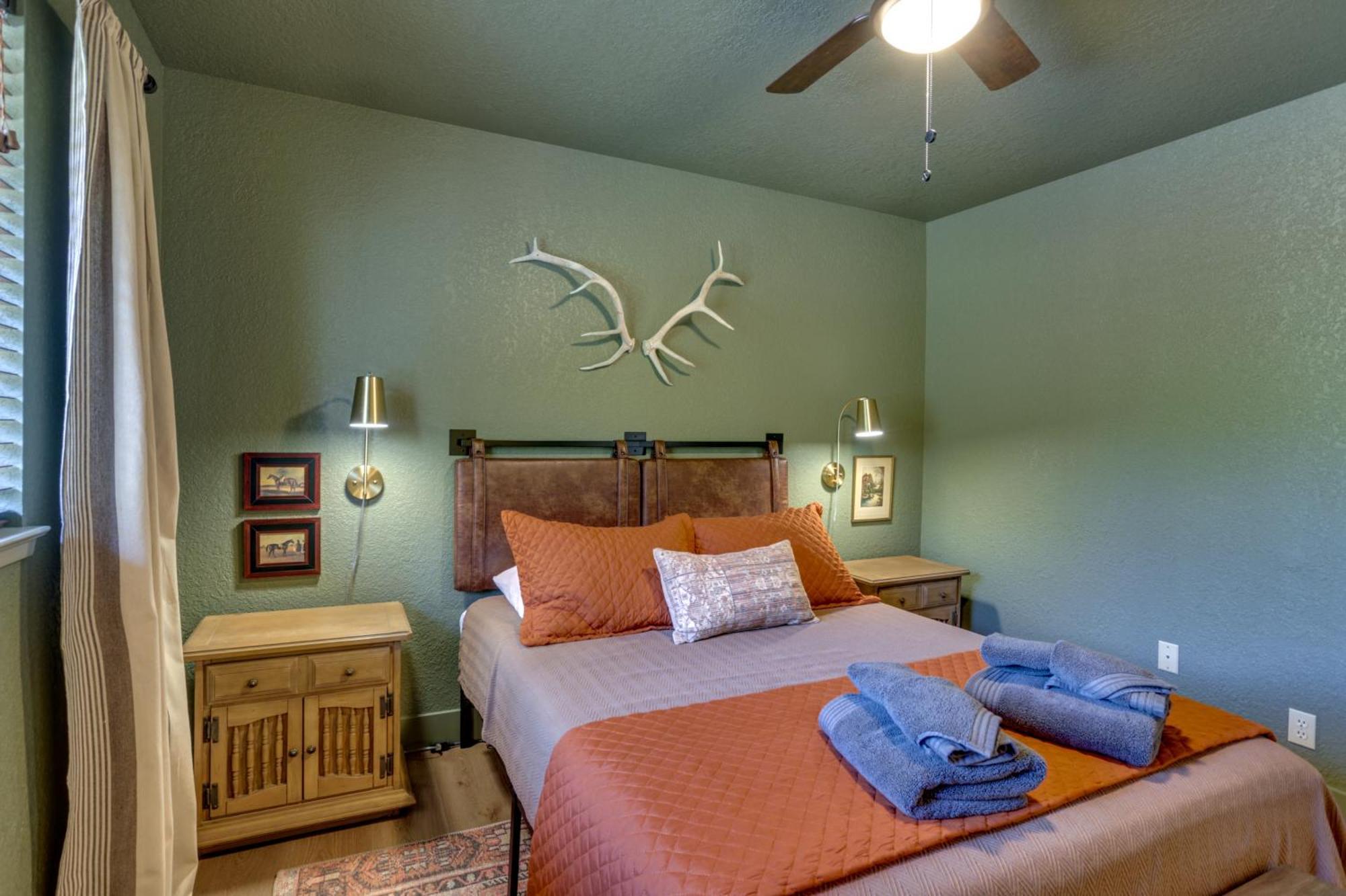 Pet-Friendly Escape With Game Room And Fire Pit! North Fork Zewnętrze zdjęcie