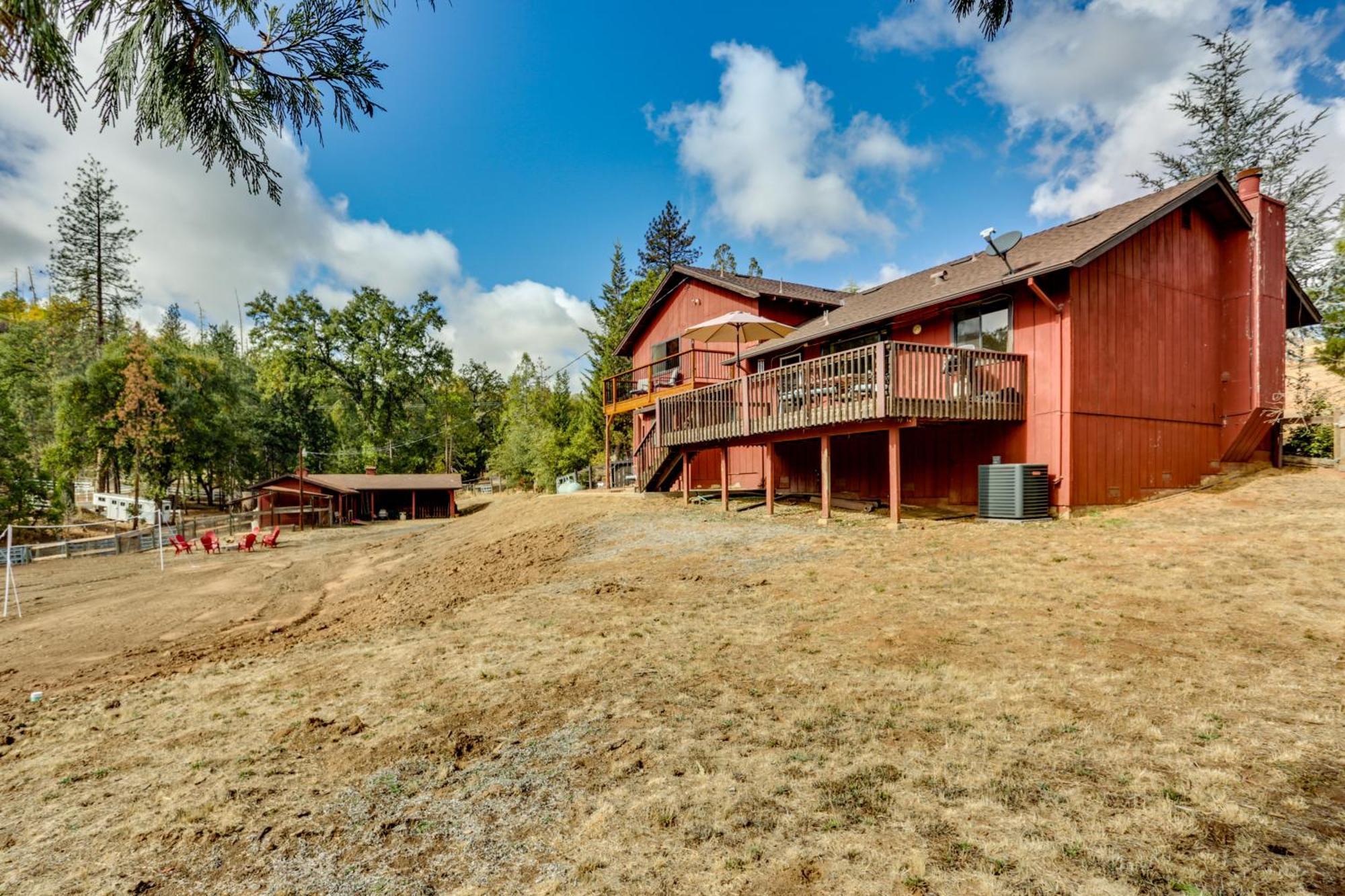 Pet-Friendly Escape With Game Room And Fire Pit! North Fork Zewnętrze zdjęcie
