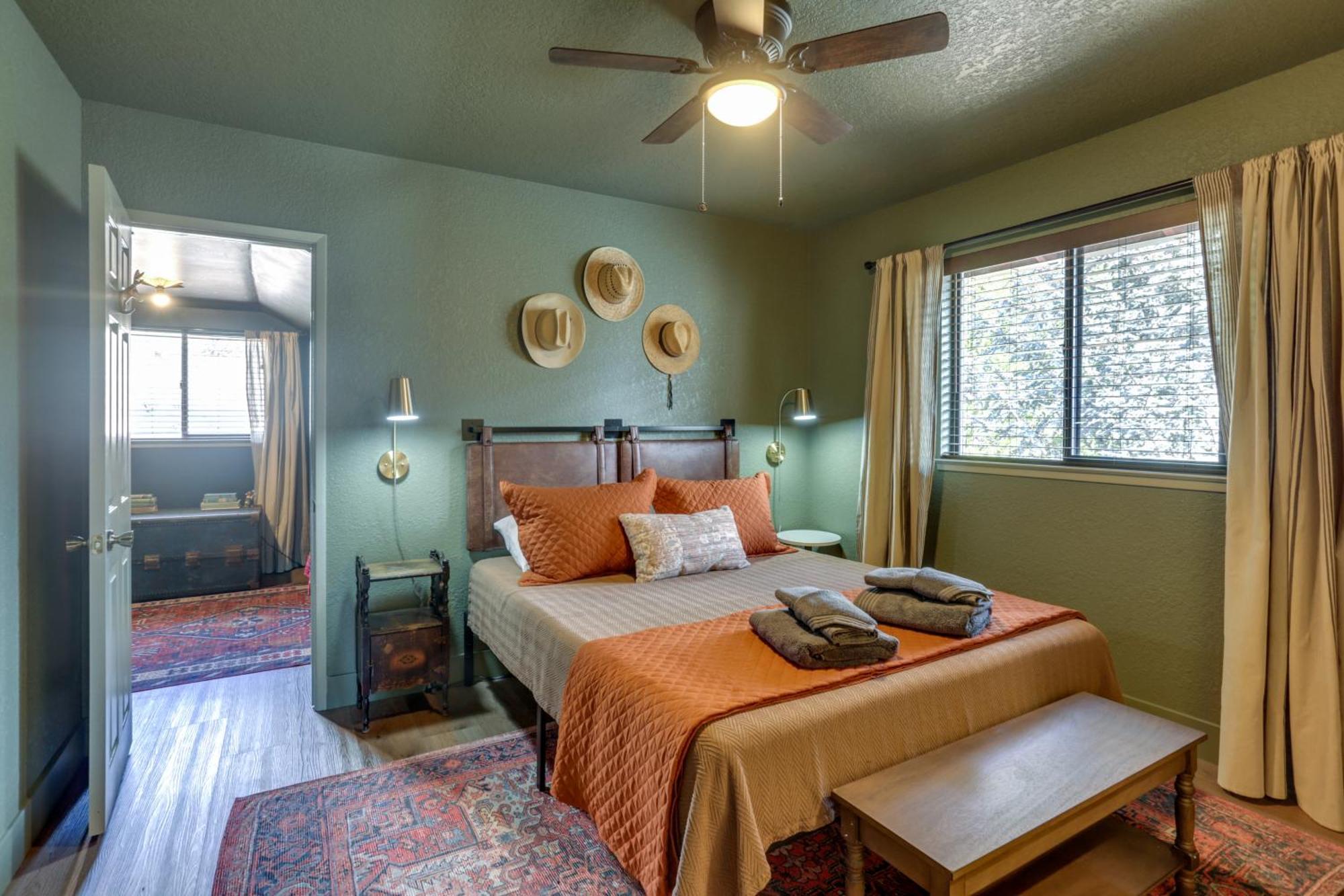 Pet-Friendly Escape With Game Room And Fire Pit! North Fork Zewnętrze zdjęcie